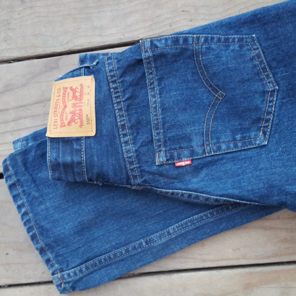 Levi's 550 Jeans 24 x 26